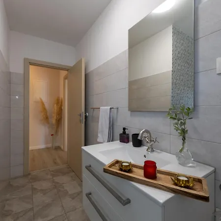 Florami Appartement Kaštela