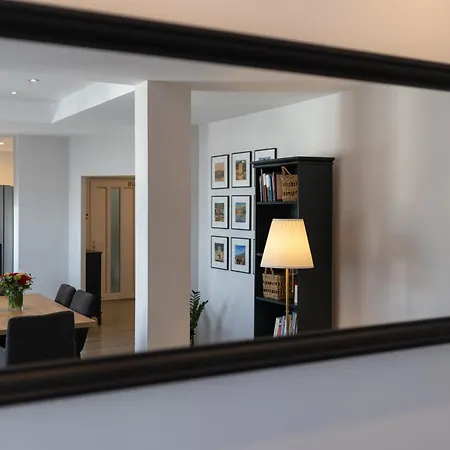 Florami Apartment